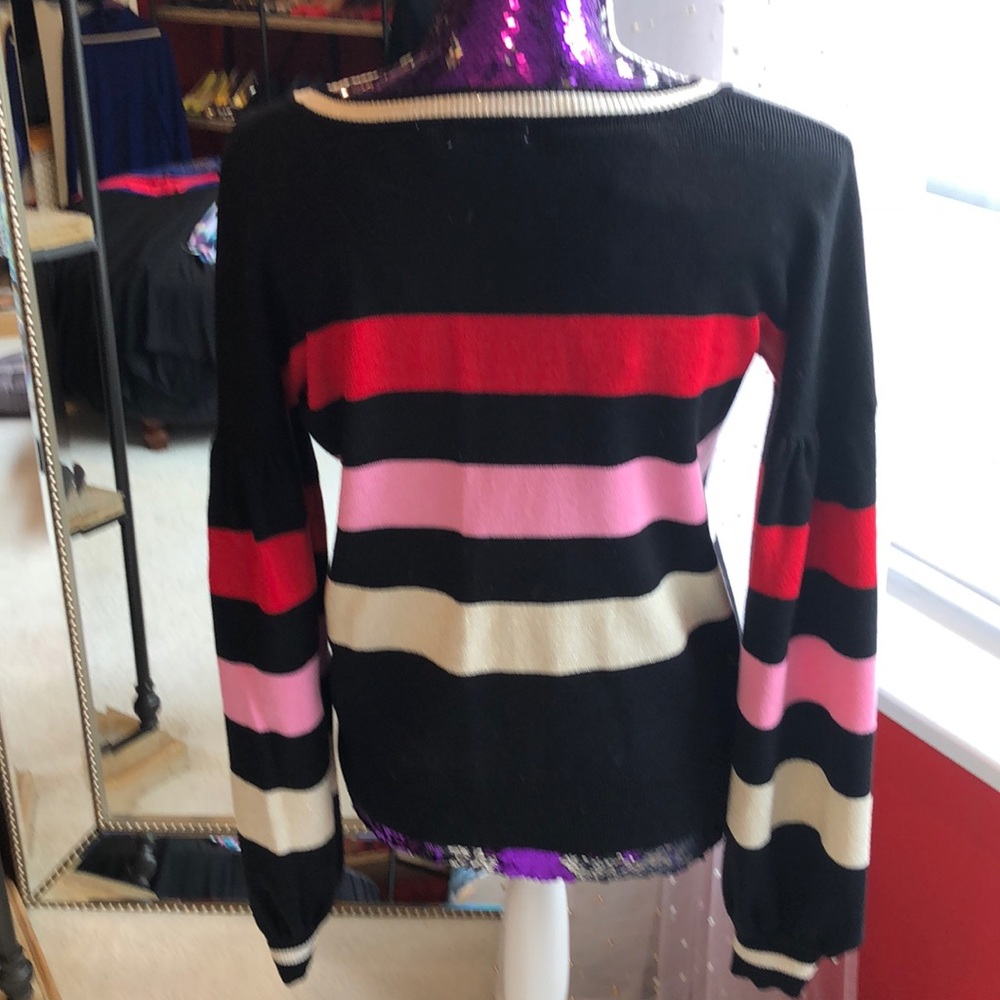 Sweater - Picture 2 of 5